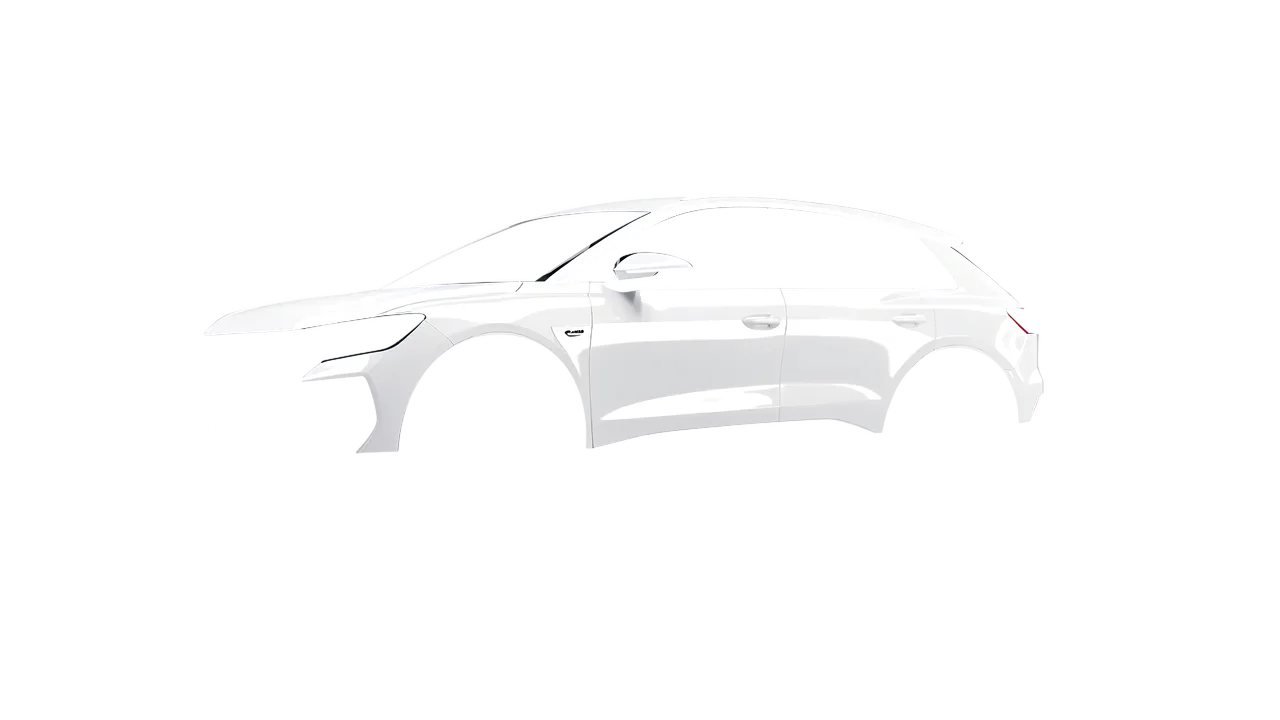 Audi Q4 e-tron 2021 wrapped in Gloss White (3M G10), front three-quarter view