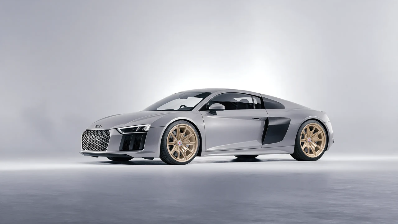 Audi R8 2017 on HRE Performance Wheels 427M forged wheels, front three-quarter view