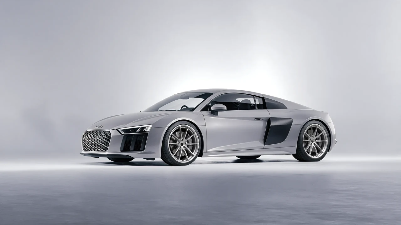 Audi R8 2017 on HRE Performance Wheels P104 forged wheels, front three-quarter view