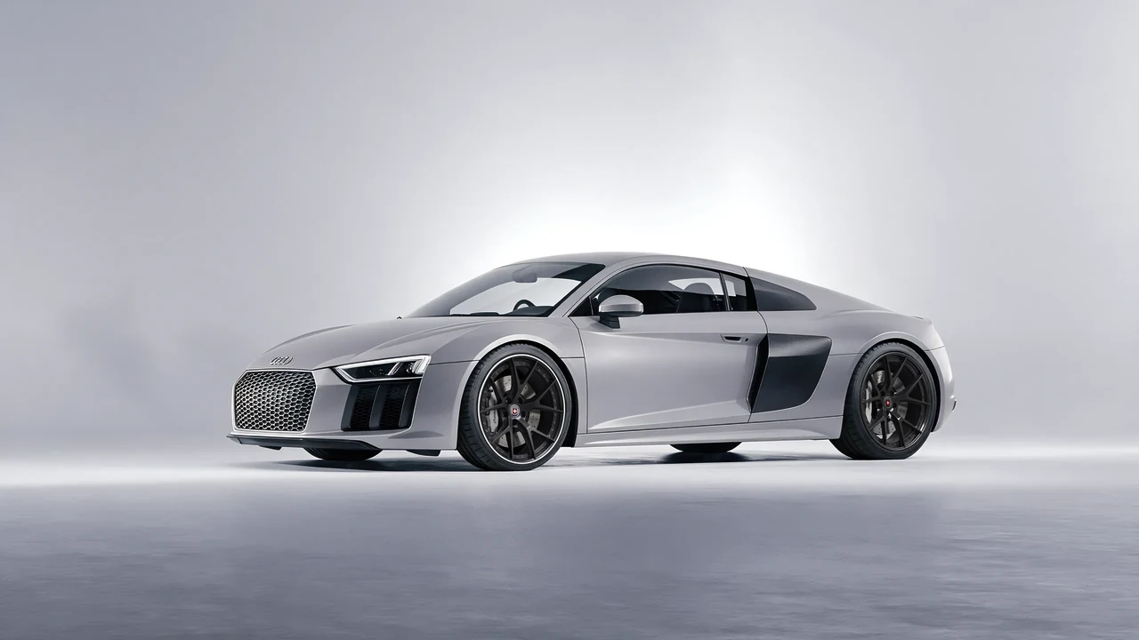 Audi R8 2017 on HRE Performance Wheels S101 forged wheels, front three-quarter view
