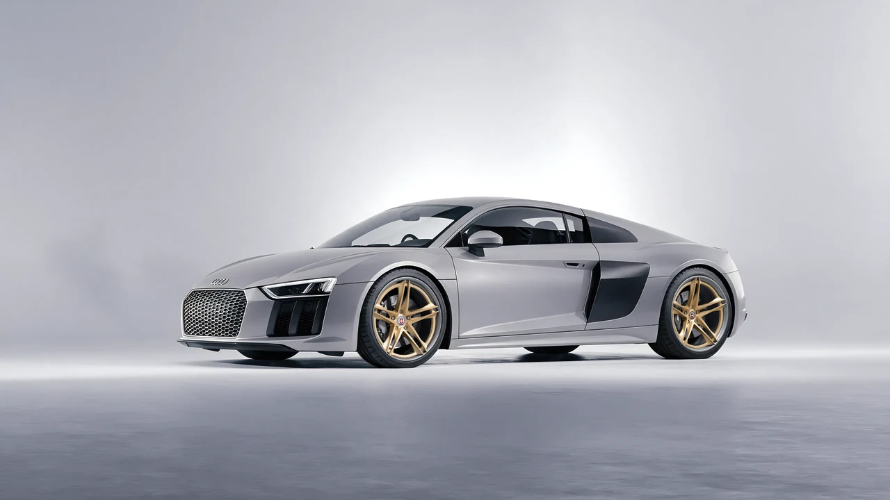 Audi R8 2017 on HRE Performance Wheels S207H forged wheels, front three-quarter view