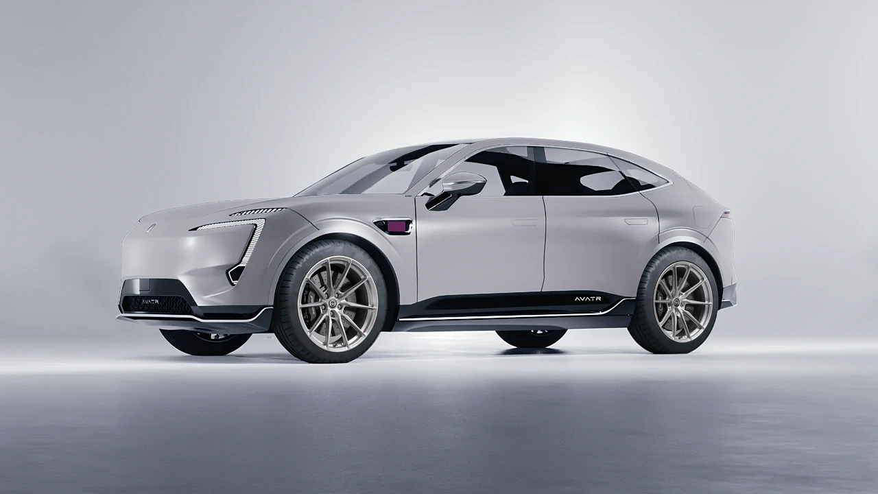 Avatr 11 2025 on HRE Performance Wheels P104SC forged wheels, front three-quarter view
