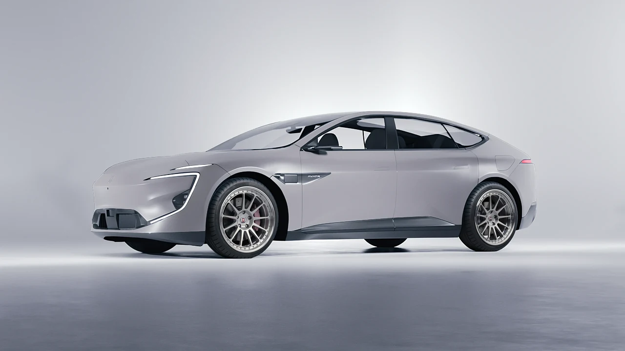 Avatr 12 2025 on HRE Performance Wheels 303 forged wheels, front three-quarter view