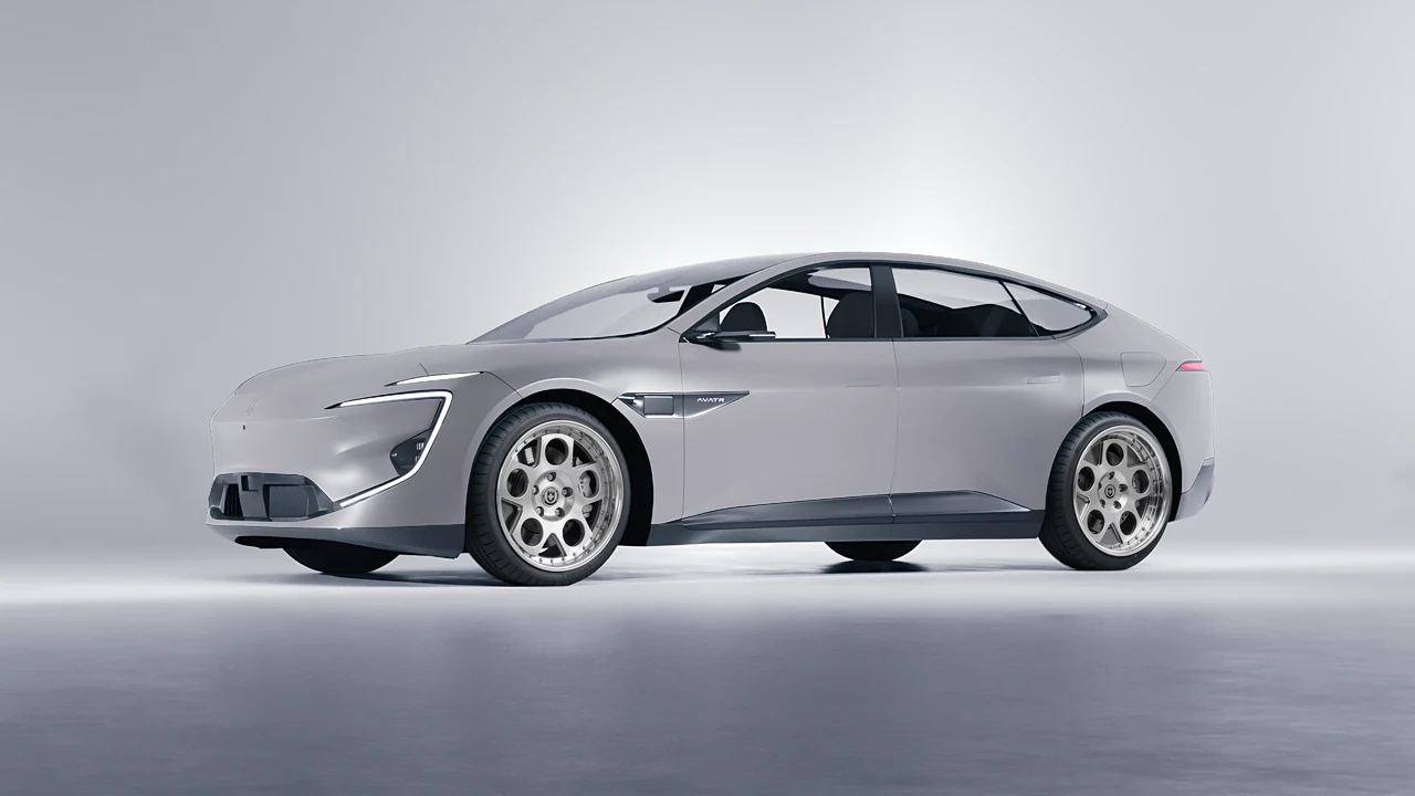 Avatr 12 2025 on HRE Performance Wheels 454 forged wheels, front three-quarter view
