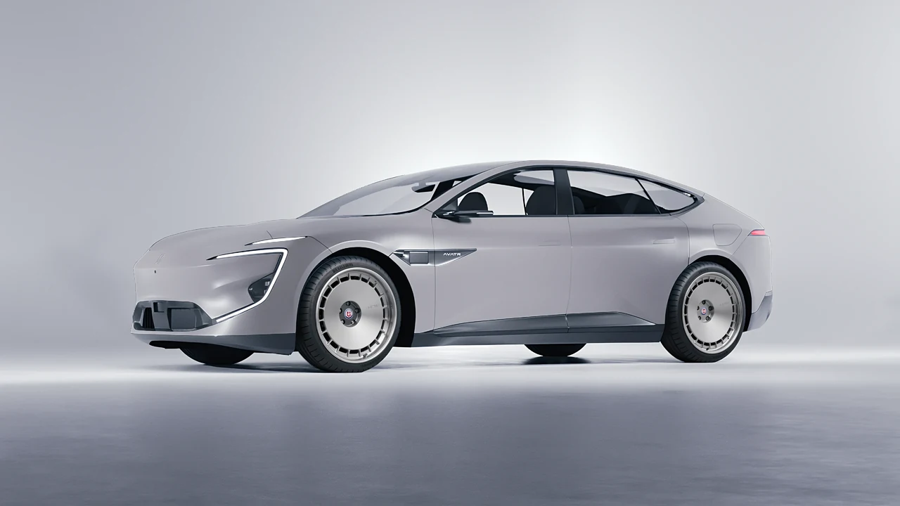 Avatr 12 2025 on HRE Performance Wheels 935 forged wheels, front three-quarter view