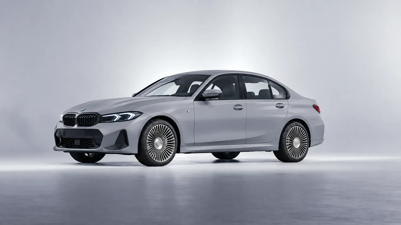 BMW 3 Series 2023 on RDB LA 50 forged wheels, front three-quarter view