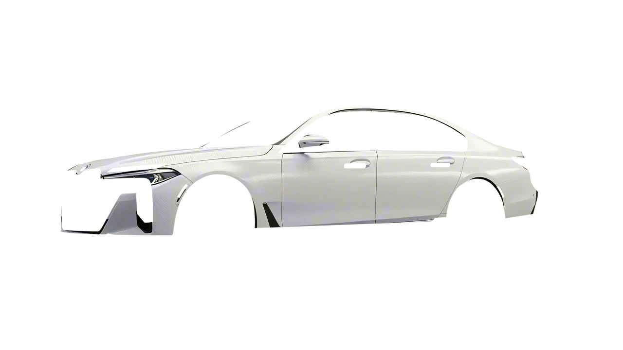 BMW 7 Series 2023 wrapped in Carbon Fiber White (Avery Dennison SW900-115-X), front three-quarter view