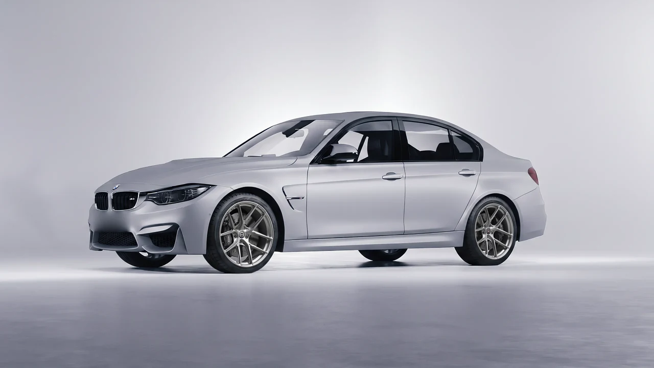 BMW M3 (F80) 2018 on HRE Performance Wheels P101SC forged wheels, front three-quarter view
