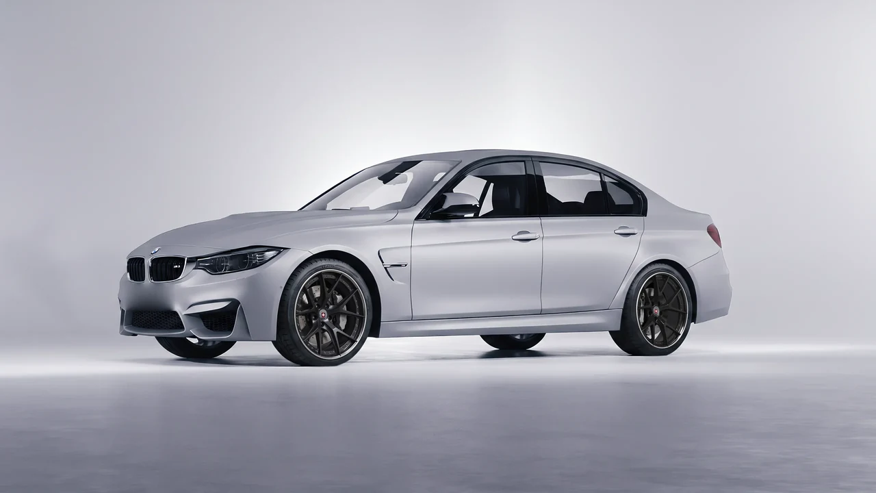 BMW M3 (F80) 2018 on HRE Performance Wheels S101 forged wheels, front three-quarter view