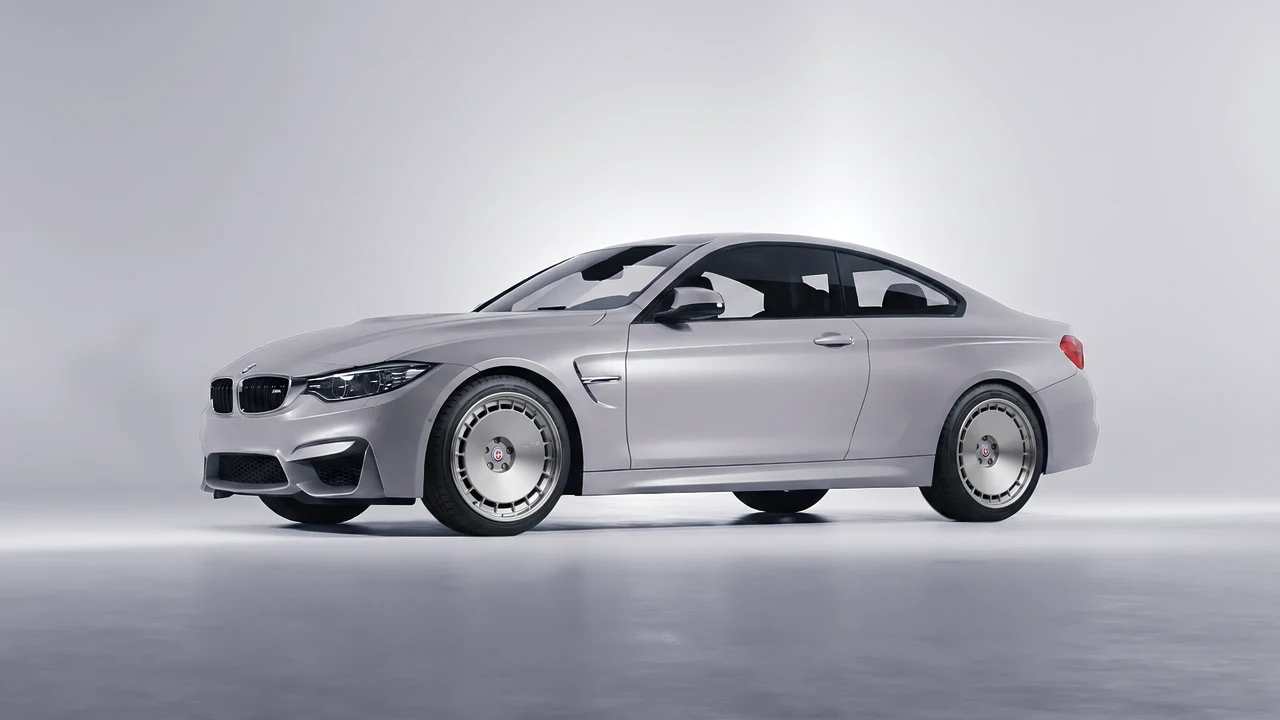 BMW M4 (F82) 2018 on HRE Performance Wheels 935 forged wheels, front three-quarter view