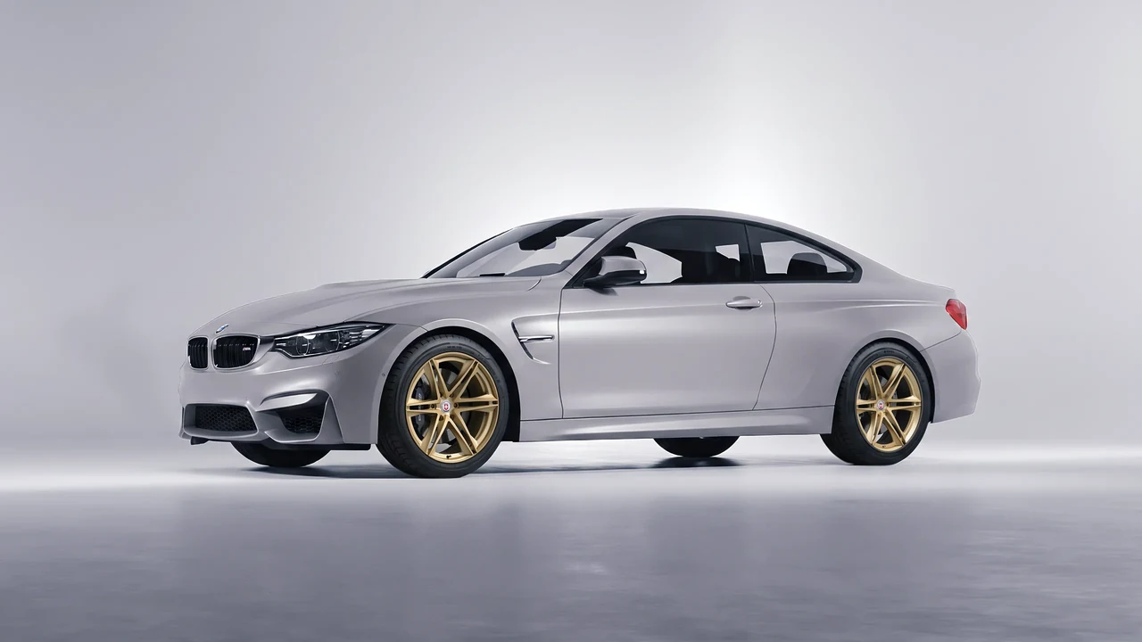 BMW M4 (F82) 2018 on HRE Performance Wheels S267H forged wheels, front three-quarter view
