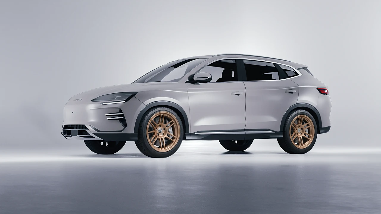 BYD Seal U 2025 on HRE Performance Wheels 312-GTS forged wheels, front three-quarter view