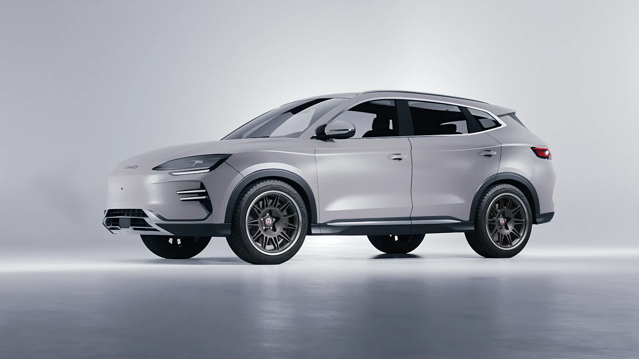 BYD Seal U 2025 on HRE Performance Wheels 528 forged wheels, front three-quarter view