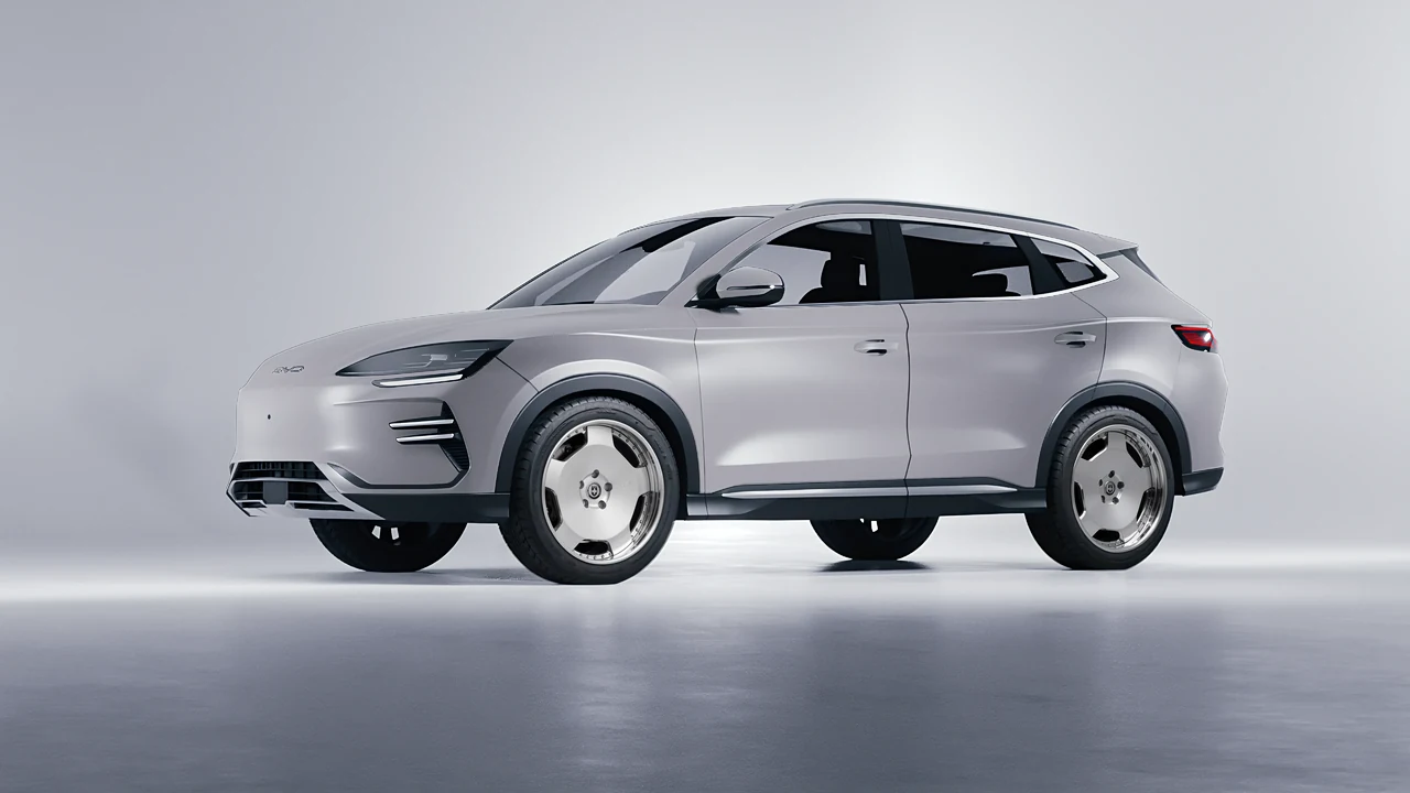 BYD Seal U 2025 on HRE Performance Wheels 544C forged wheels, front three-quarter view