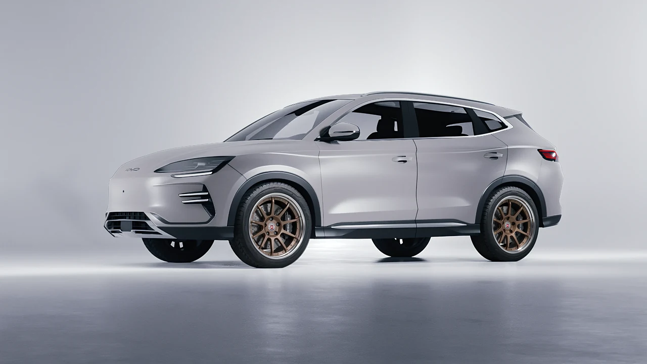 BYD Seal U 2025 on HRE Performance Wheels C103 forged wheels, front three-quarter view