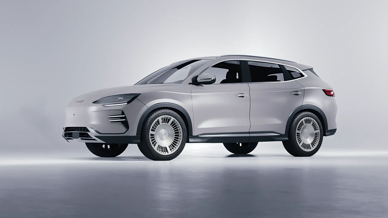 BYD Seal U 2025 on RDB LA Masterpiece forged wheels, front three-quarter view