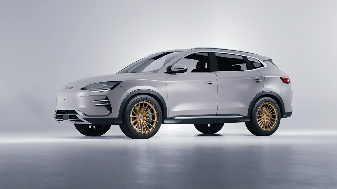 BYD Seal U 2025 on HRE Performance Wheels S209H forged wheels, front three-quarter view