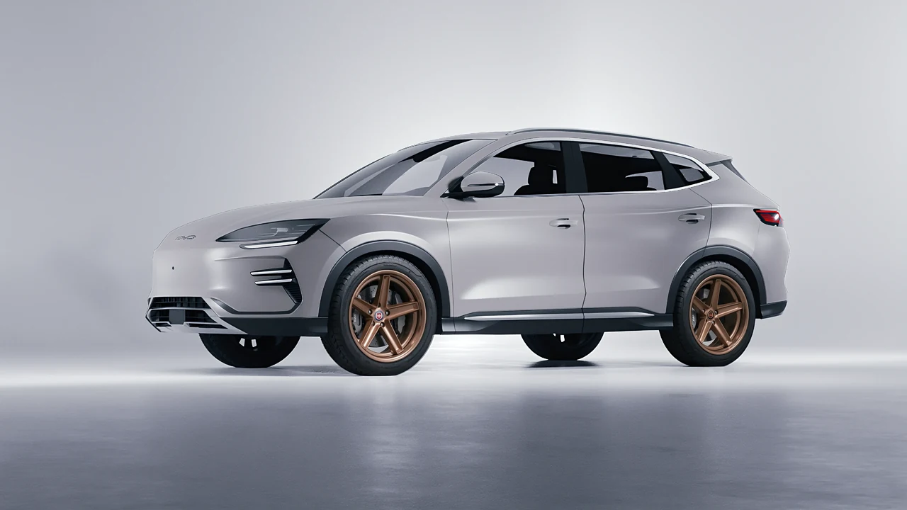 BYD Seal U 2025 on HRE Performance Wheels Tusk forged wheels, front three-quarter view