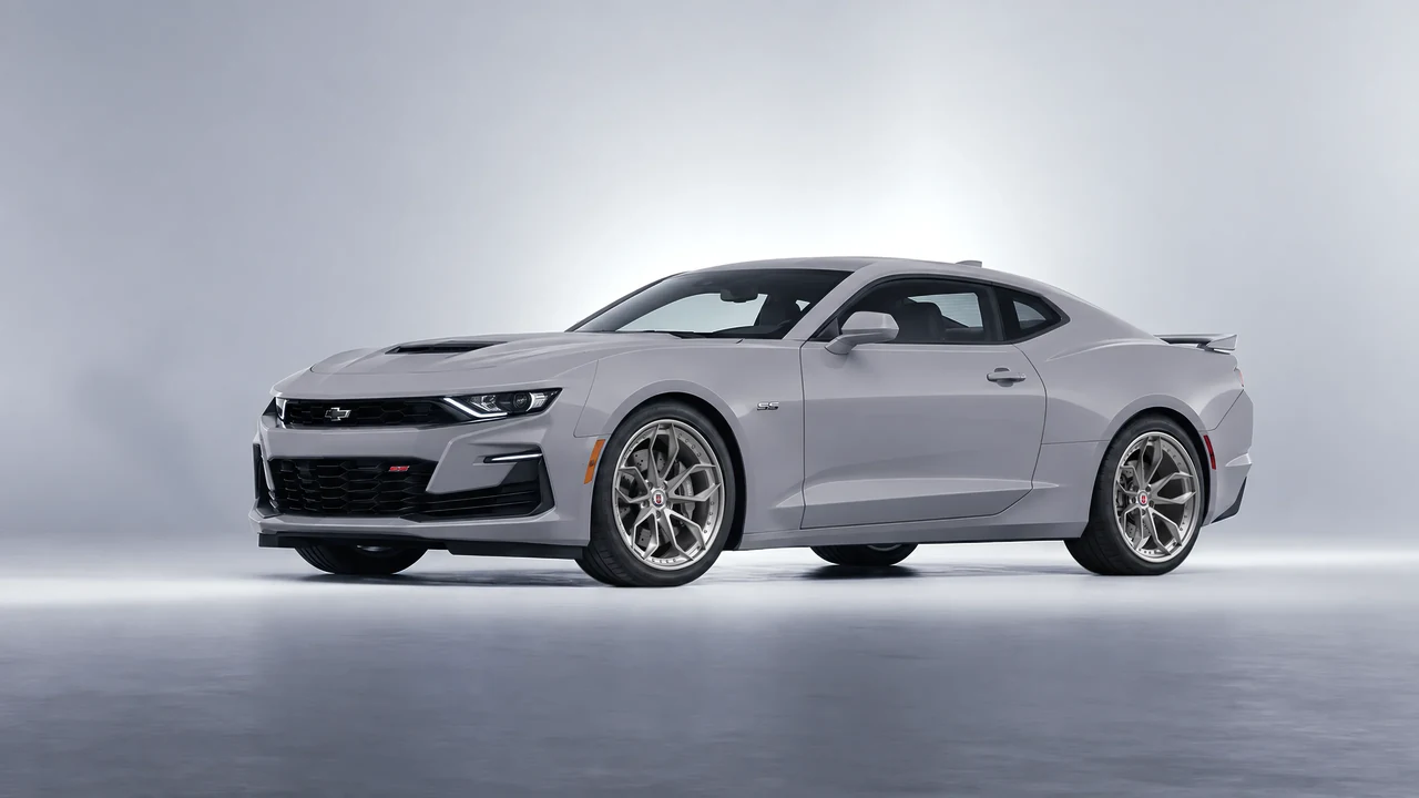 Chevrolet Camaro SS 2020 on HRE Performance Wheels S201 forged wheels, front three-quarter view