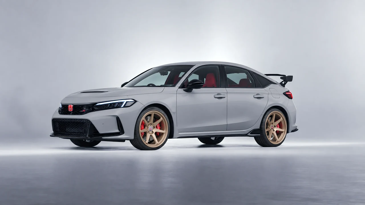 Honda Civic Type R 2023 on HRE Performance Wheels 307-GTS forged wheels, front three-quarter view