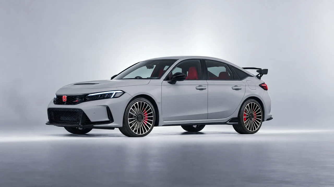 Honda Civic Type R 2023 on RDB LA Twenty Three forged wheels, front three-quarter view