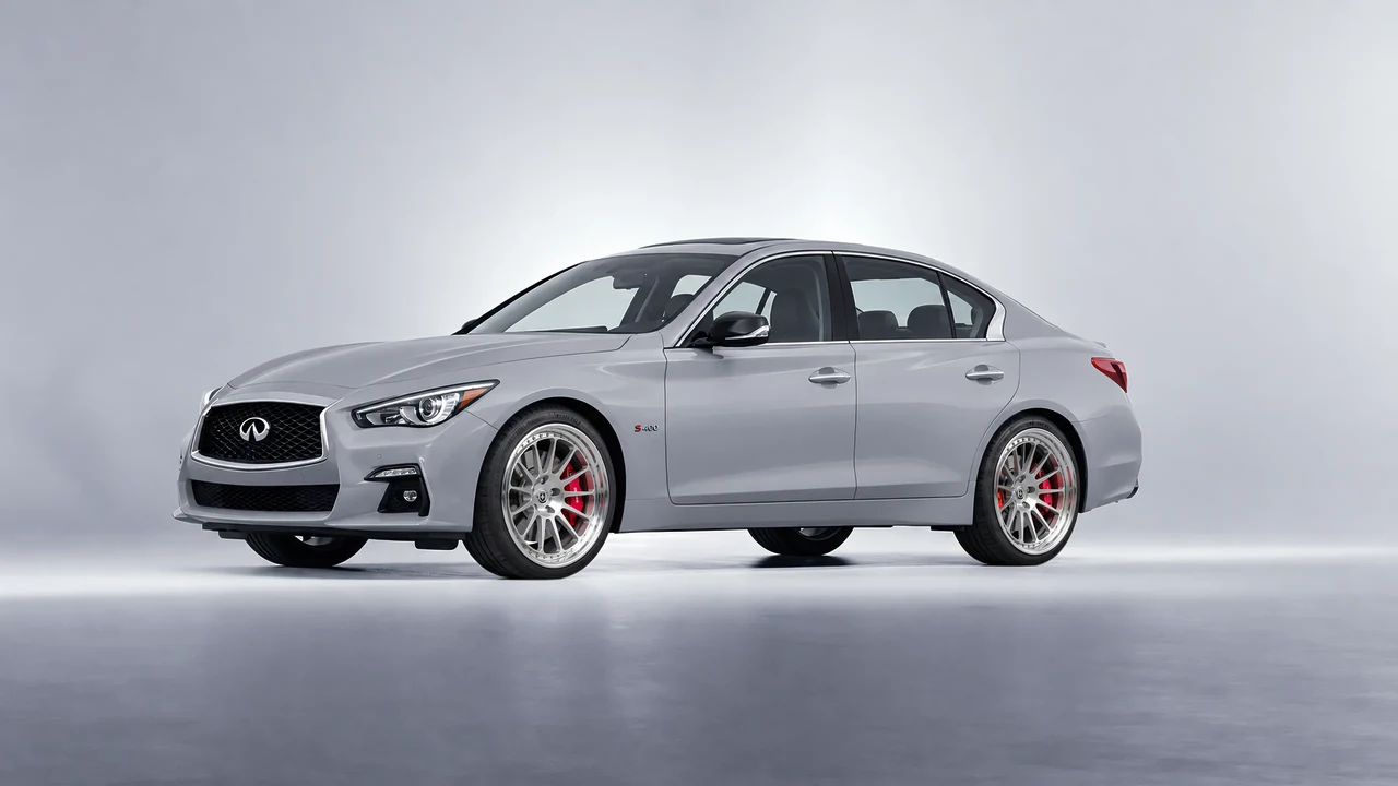 Infiniti Q50 Red Sport 400 2018 on HRE Performance Wheels 303 forged wheels, front three-quarter view