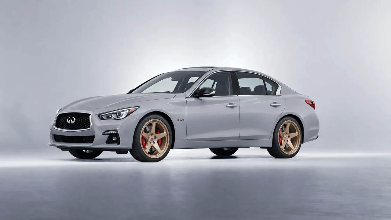 Infiniti Q50 Red Sport 400 2018 on HRE Performance Wheels 305-GTS forged wheels, front three-quarter view