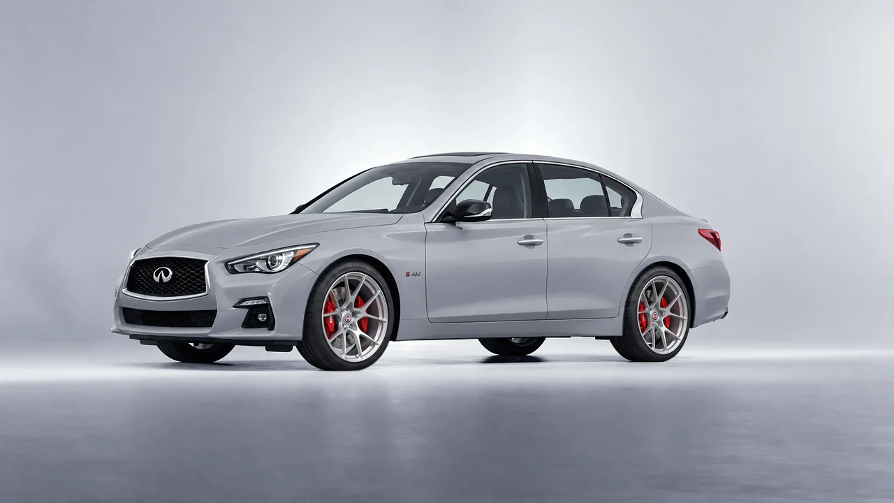Infiniti Q50 Red Sport 400 2018 on HRE Performance Wheels 521M forged wheels, front three-quarter view