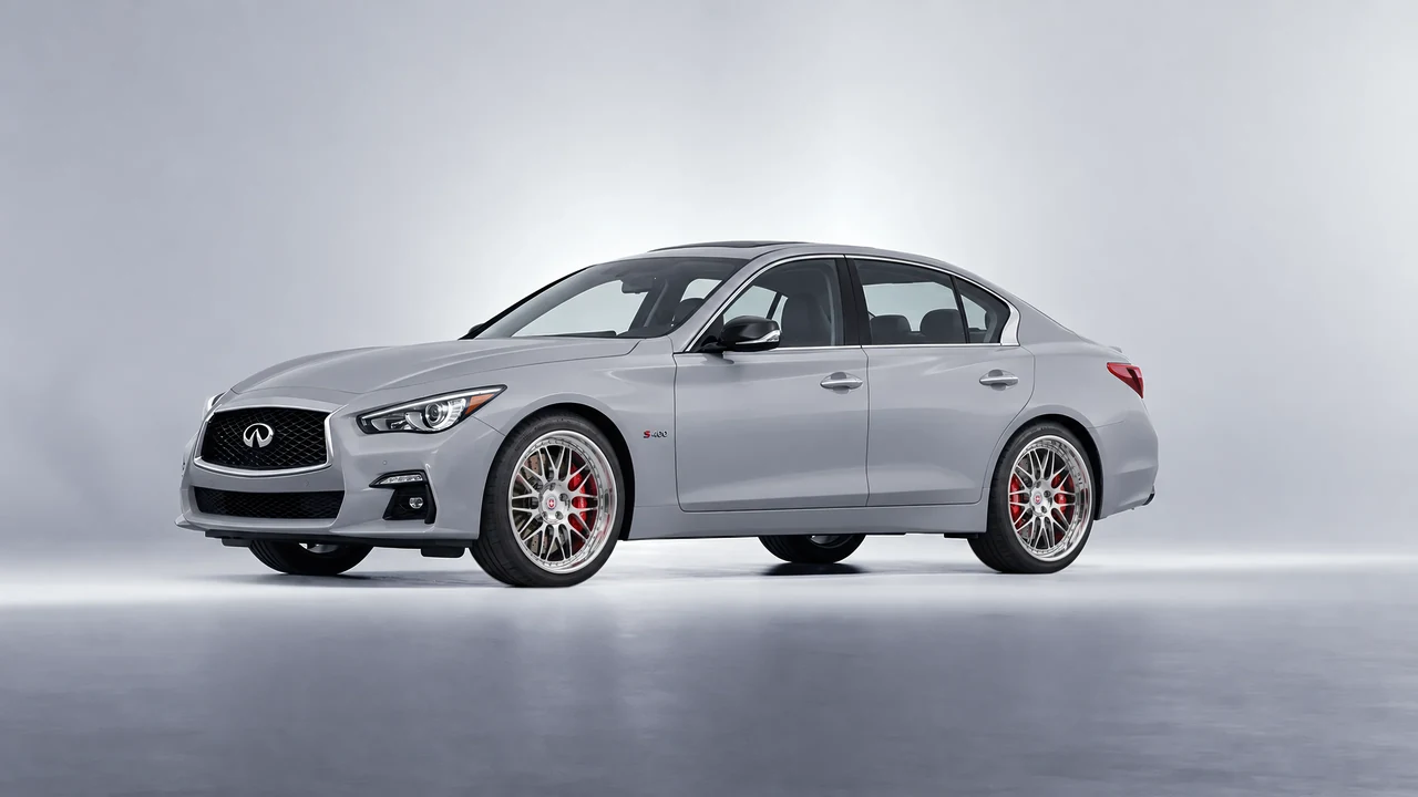 Infiniti Q50 Red Sport 400 2018 on HRE Performance Wheels 540C forged wheels, front three-quarter view