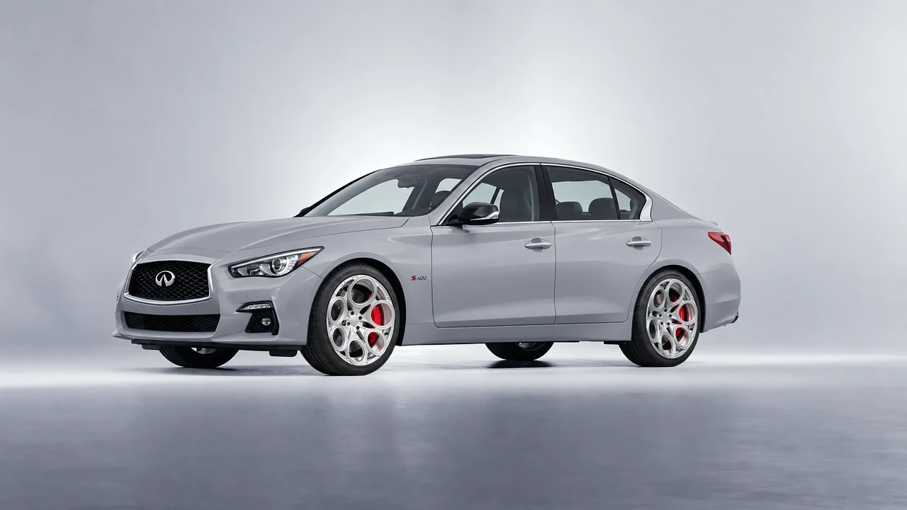 Infiniti Q50 Red Sport 400 2018 on RDB LA Revolver forged wheels, front three-quarter view