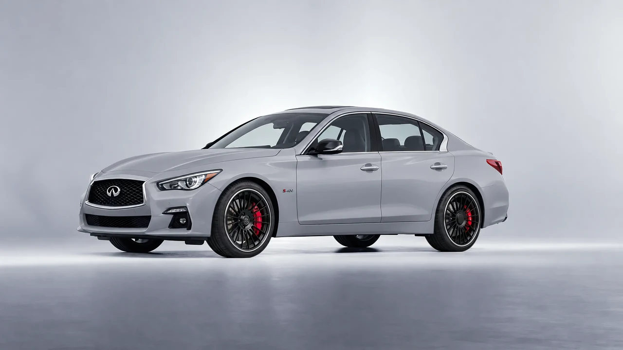 Infiniti Q50 Red Sport 400 2018 on RDB LA Twenty Two forged wheels, front three-quarter view