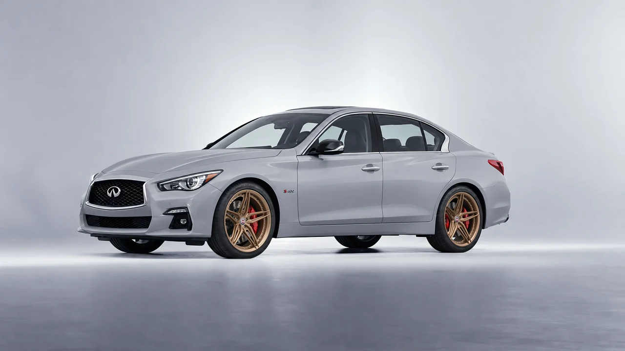 Infiniti Q50 Red Sport 400 2018 on HRE Performance Wheels S107SC forged wheels, front three-quarter view