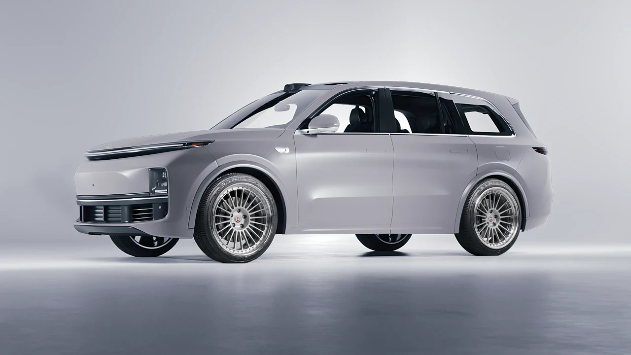 Lixiang Li L8 2025 on HRE Performance Wheels 309 forged wheels, front three-quarter view