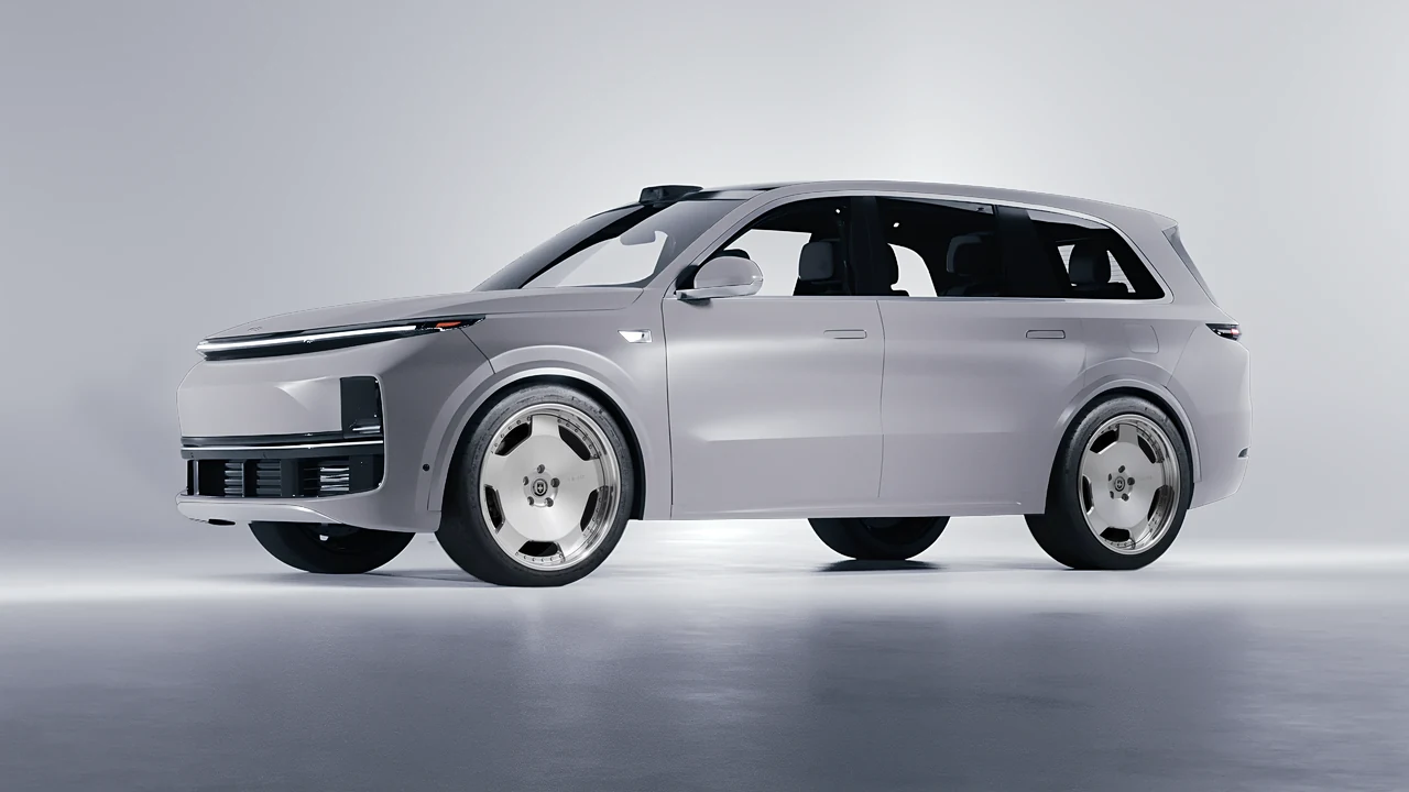 Lixiang Li L9 2025 on HRE Performance Wheels 544C forged wheels, front three-quarter view