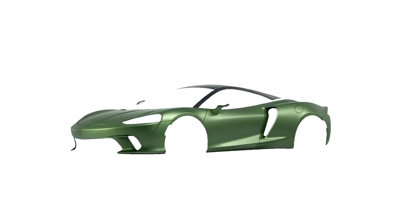 McLaren GT 2022 wrapped in Apple Green (Avery Dennison SW900-745-M), front three-quarter view