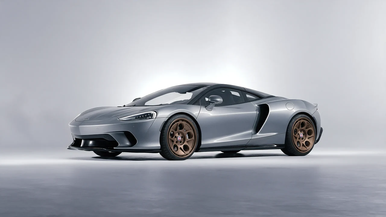 McLaren GT 2022 on HRE Performance Wheels 454-GTM forged wheels, front three-quarter view