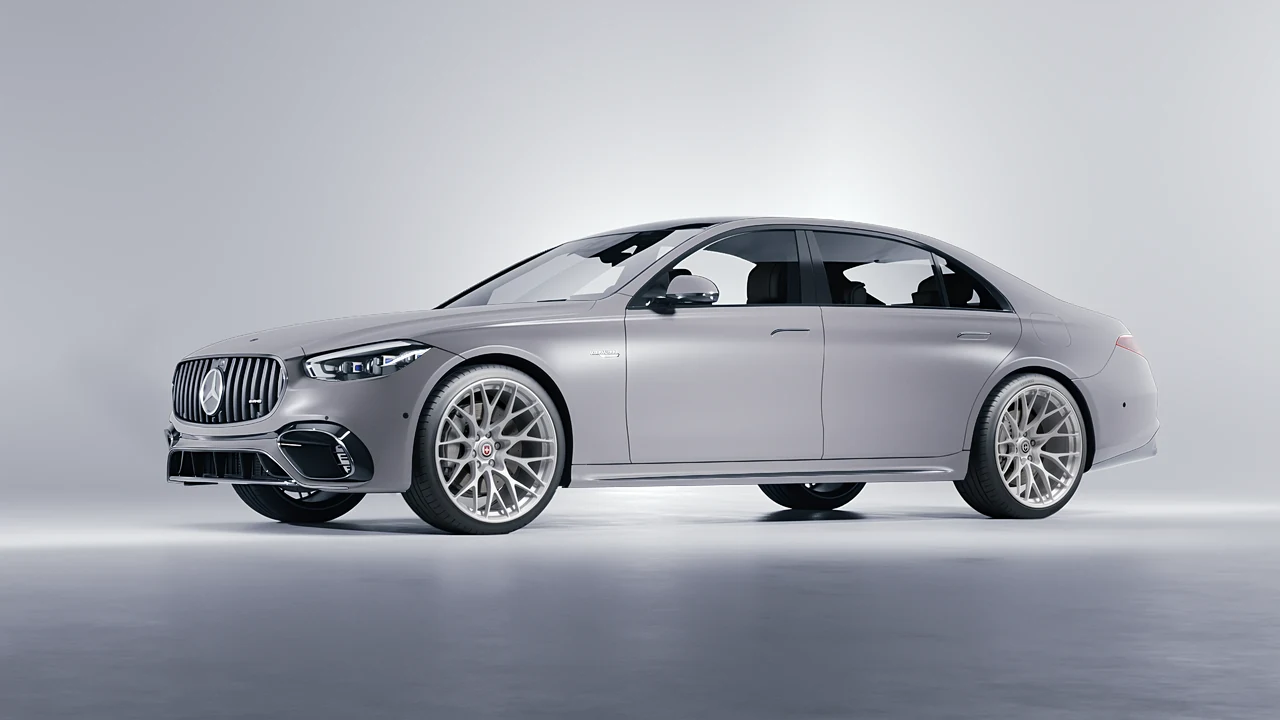 Mercedes-Benz S Class AMG 2023 on HRE Performance Wheels 520M forged wheels, front three-quarter view