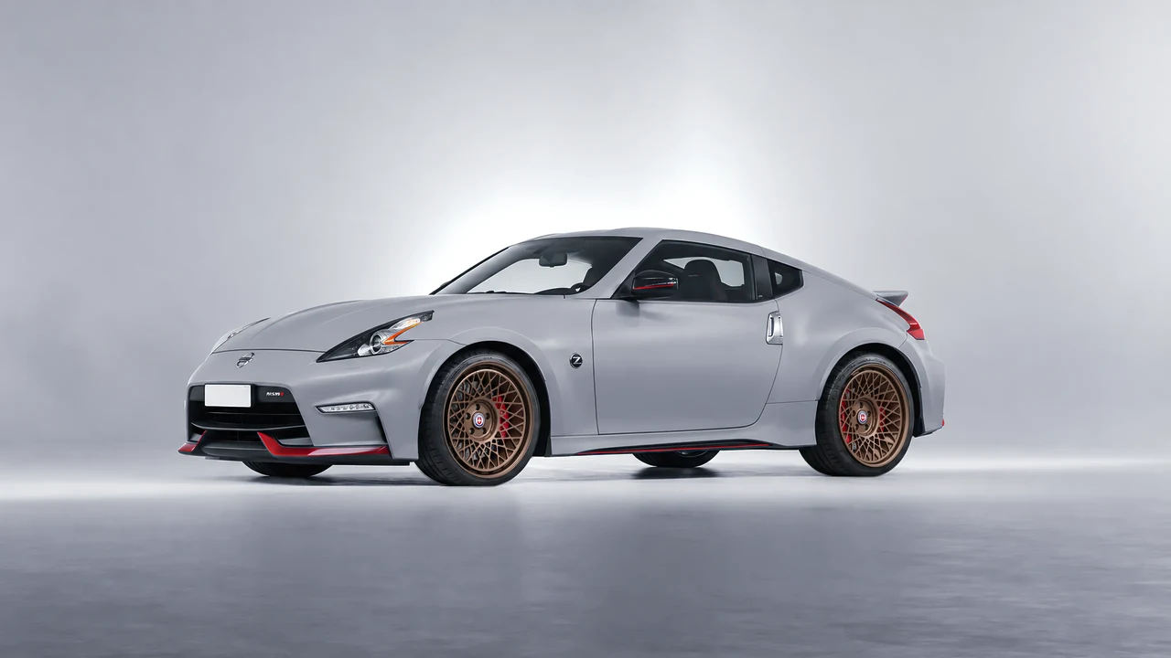 Nissan 370Z Nismo 2015 on HRE Performance Wheels 501-GTM forged wheels, front three-quarter view