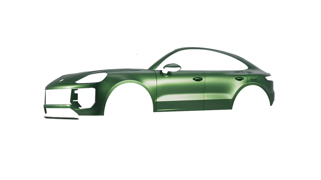 Porsche Cayenne Turbo GT 2024 wrapped in Apple Green (Avery Dennison SW900-745-M), front three-quarter view