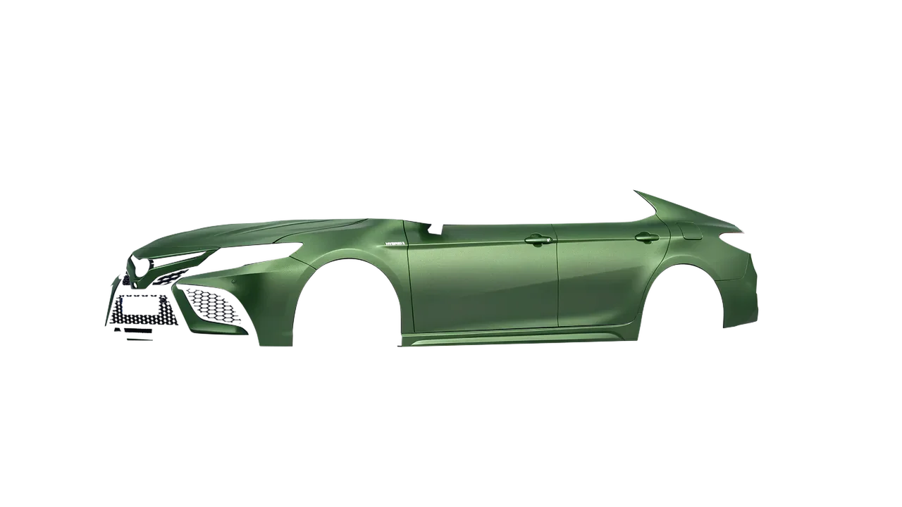 Toyota Camry XSE Hybrid 2023 wrapped in Apple Green (Avery Dennison SW900-745-M), front three-quarter view
