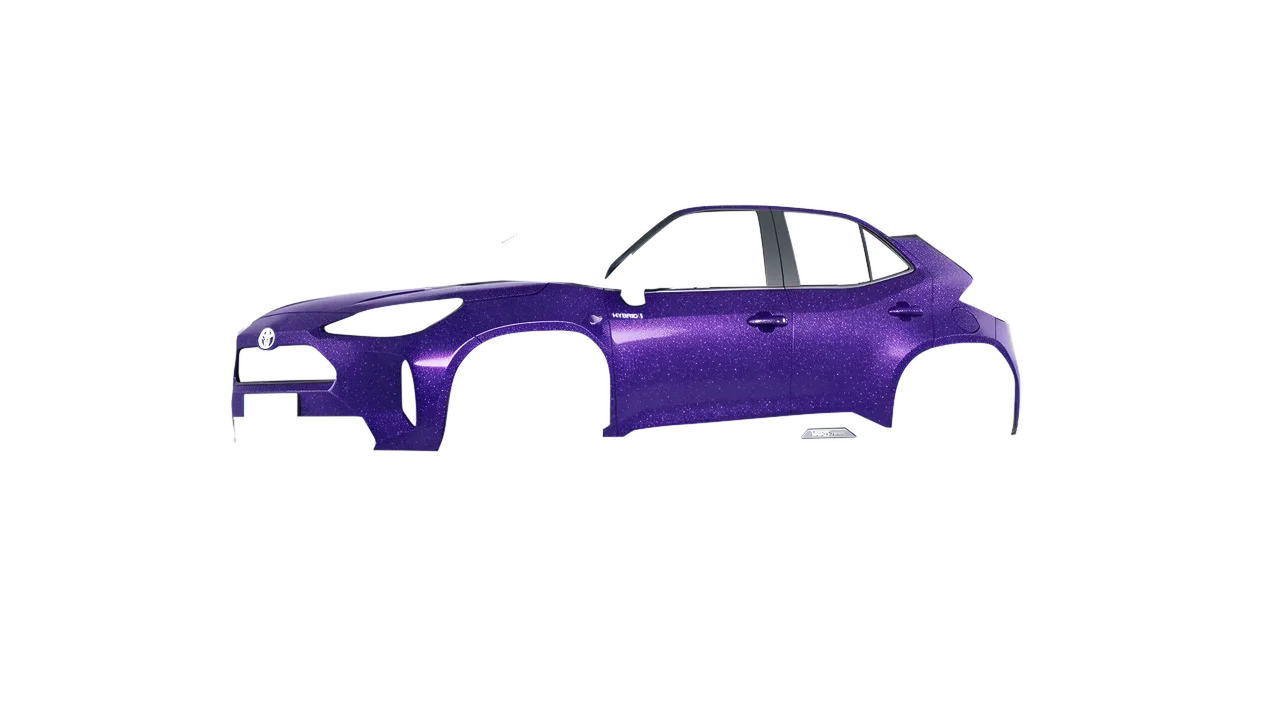 Toyota Yaris Cross 2022 wrapped in Purple (Avery Dennison SW900-587-D), front three-quarter view