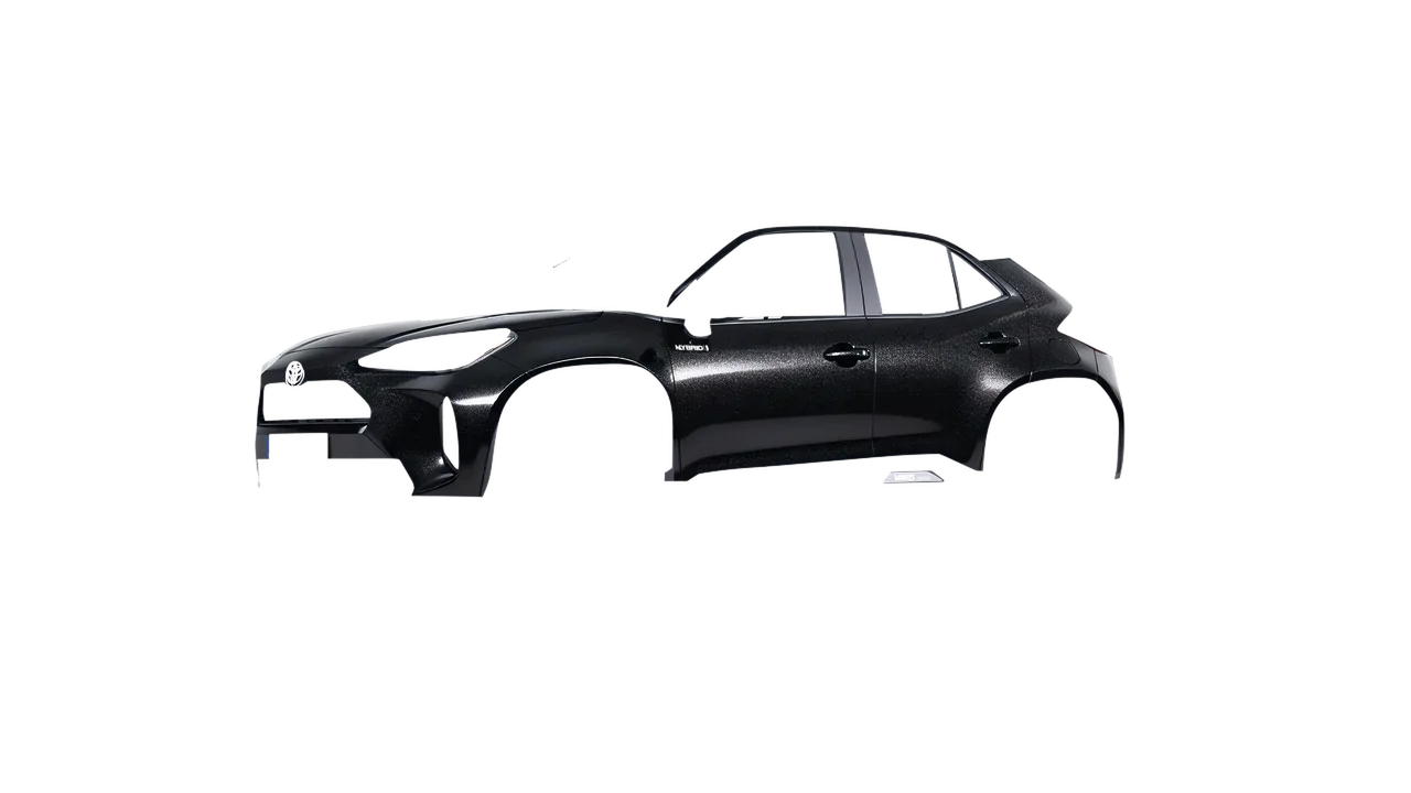 Toyota Yaris Cross 2022 wrapped in Mystery Black (Avery Dennison SW900-184-M), front three-quarter view