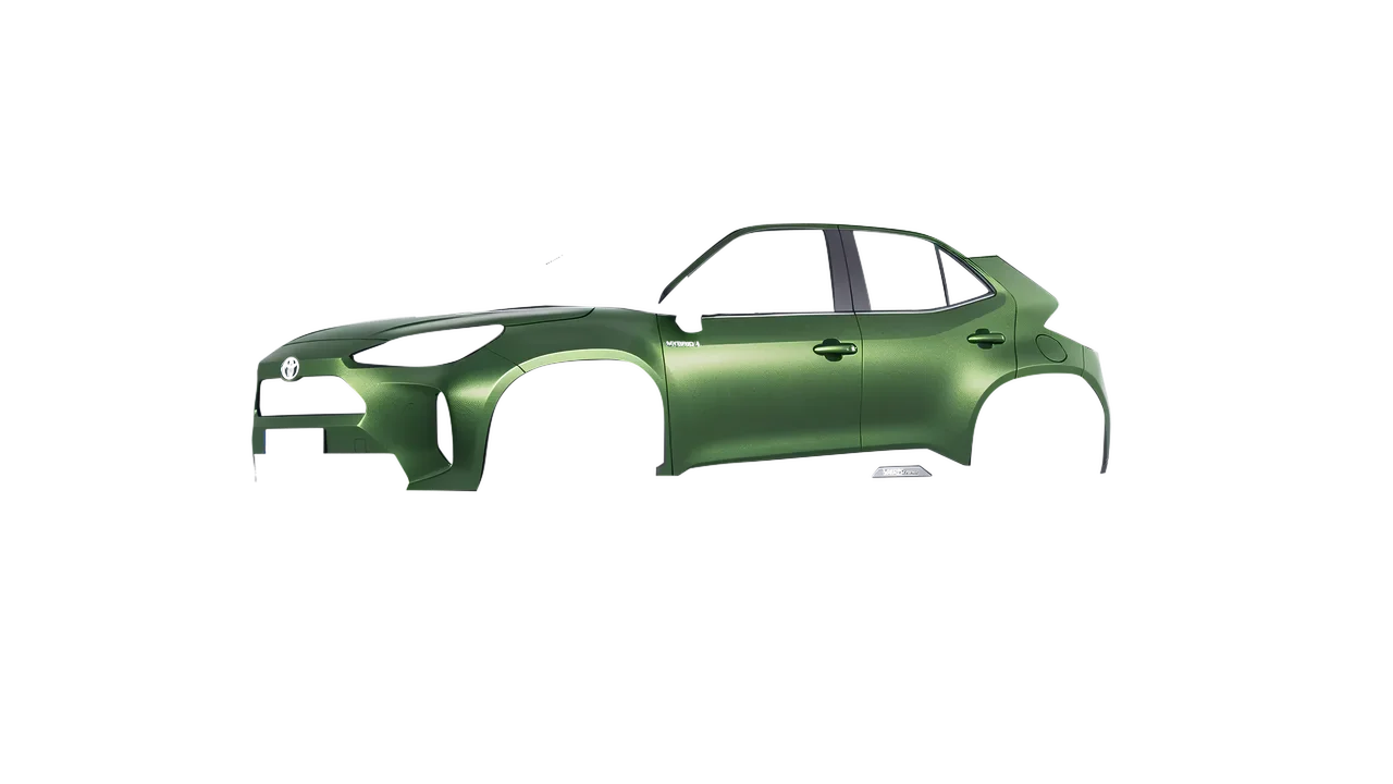 Toyota Yaris Cross 2022 wrapped in Apple Green (Avery Dennison SW900-745-M), front three-quarter view