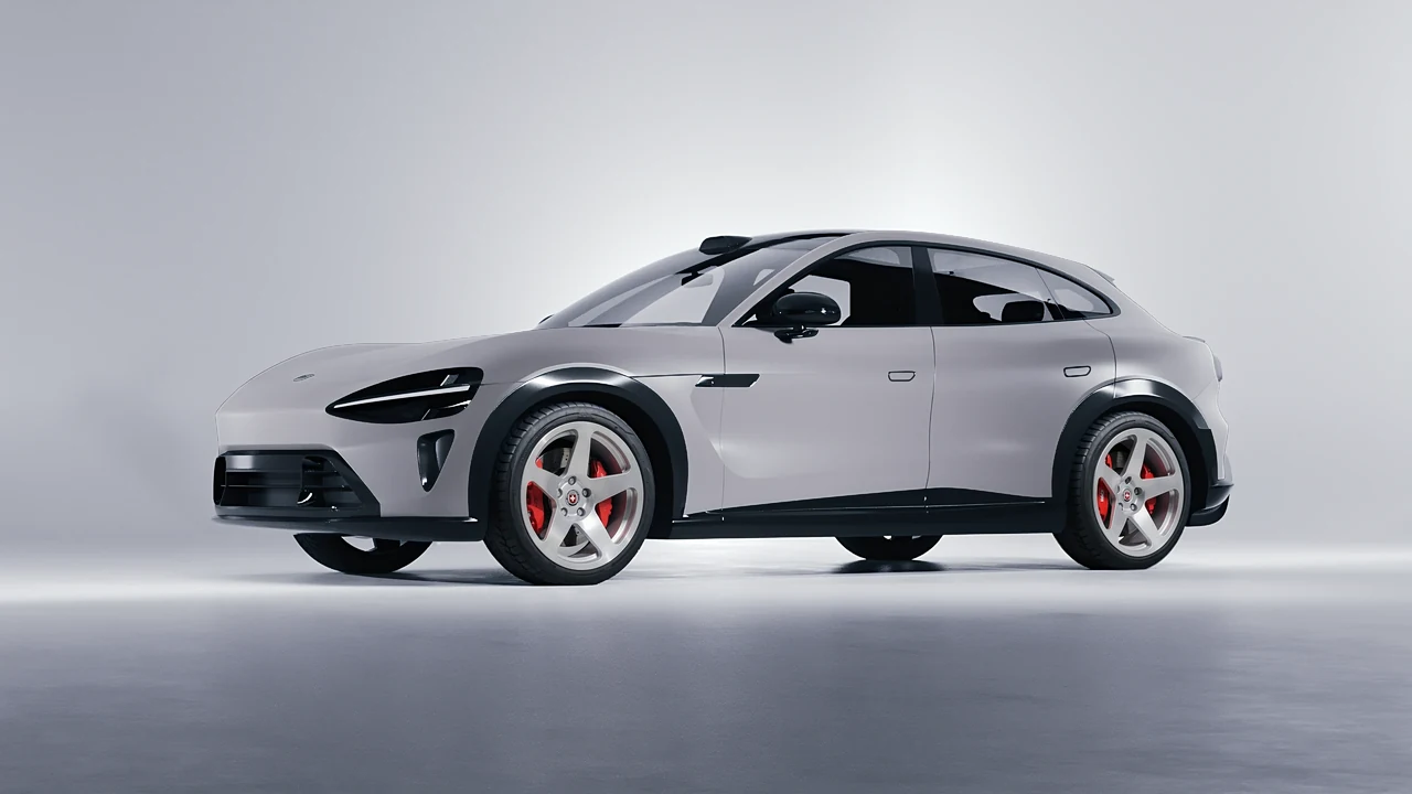 Xiaomi YU7 2025 on HRE Performance Wheels 305M forged wheels, front three-quarter view