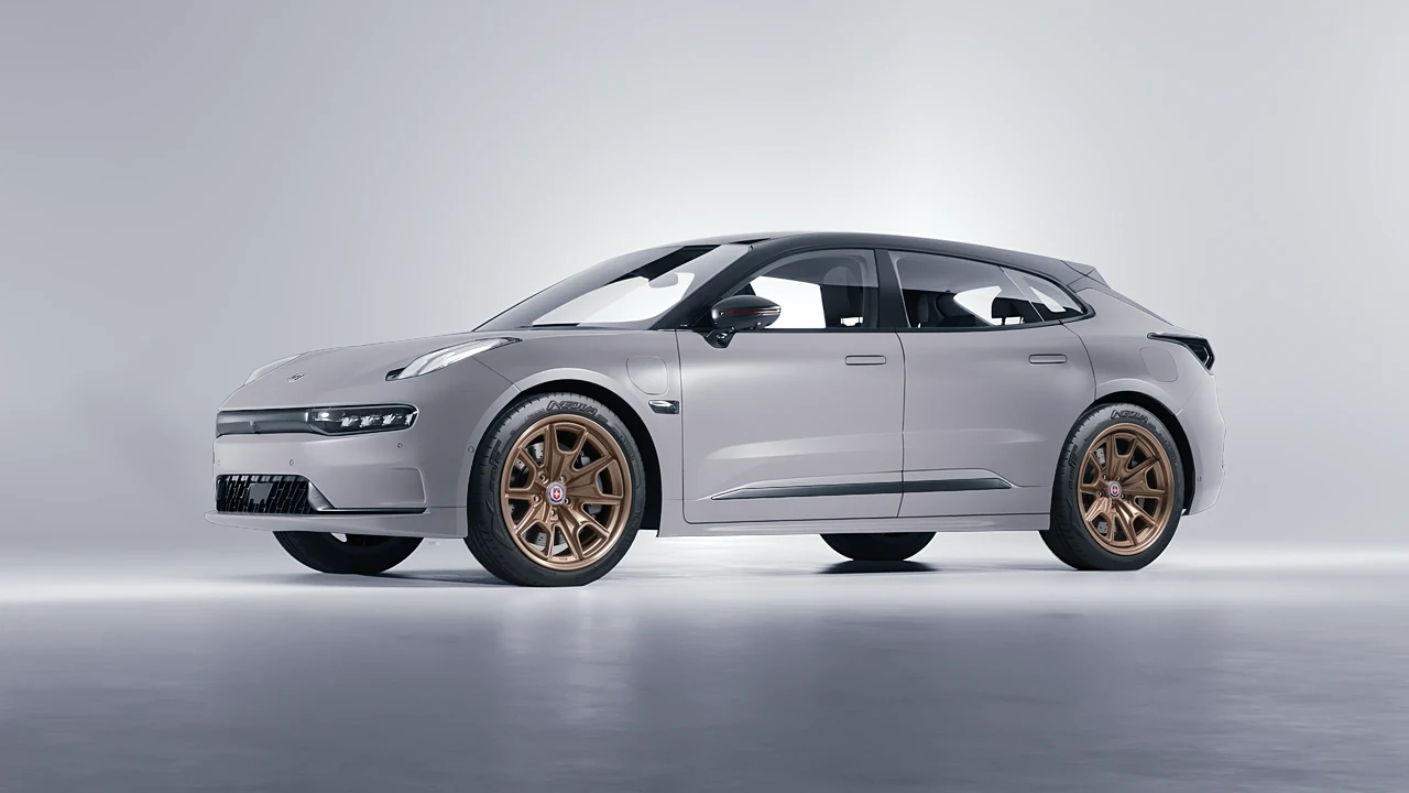 Zeekr 001 2025 on HRE Performance Wheels 427 forged wheels, front three-quarter view